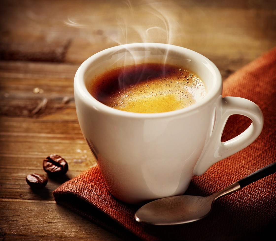  تظهر الأبحاث ان احتساء حتى 6 كؤوس من القهوة ليس له تاثير سلبي بشكل عام على الصحة
